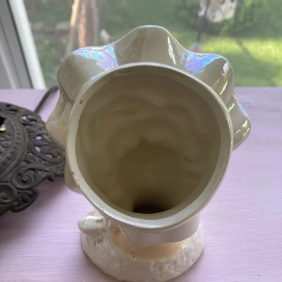 Elegant Vintage Lady Head Vase with Hat - Picture 8 of 10